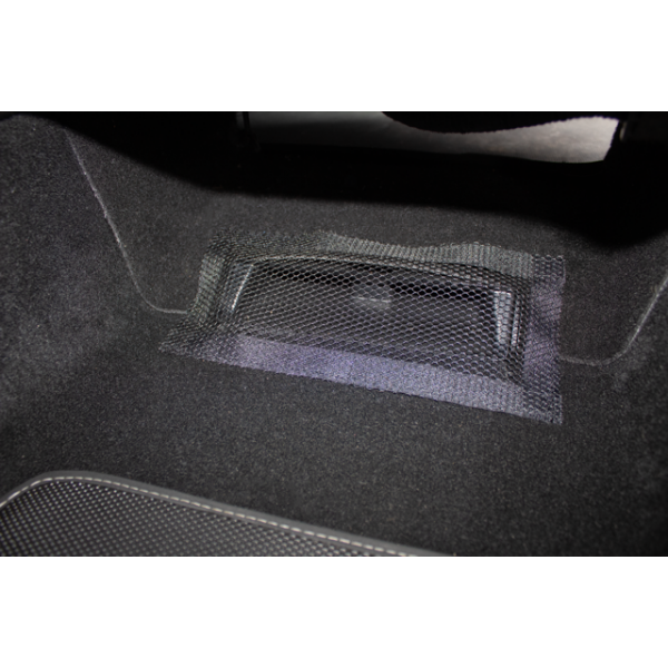 Flexible front seat ventilation grilles for Tesla Model 3 and Model Y