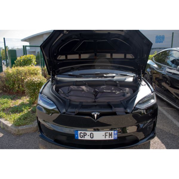 Tesla Model X: Taschensets für Frunk + Kofferraum