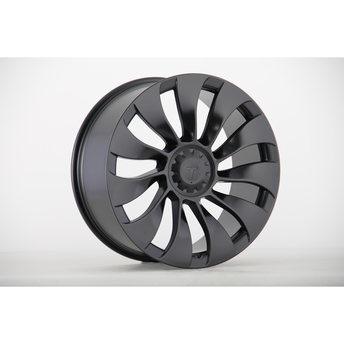 Sada 4 repliky ráfikov Uberturbine pre Tesla Model 3
