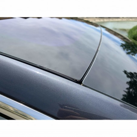 Windshield and roof seals for noise reduction - Tesla Model 3