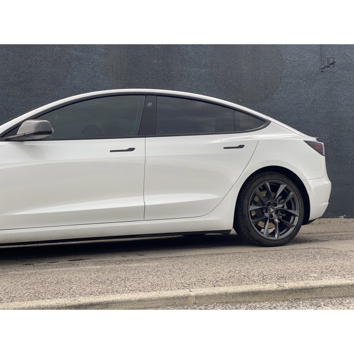 Sæt med tonede ruder til Tesla Model 3 – Klar til montering på 2 timer