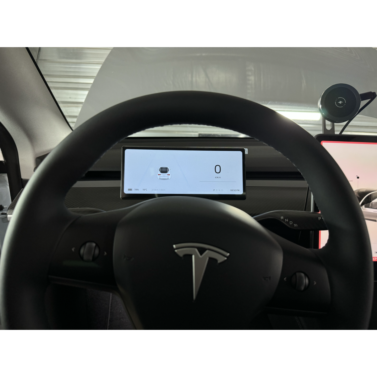 Afișaj pentru șofer compatibil Apple CarPlay și Android Auto wireless pentru Tesla Model 3 și Model Y