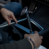 In die Mittelkonsole integrierte MagSafe-Handyhalterung für Tesla Model 3 und Model Y