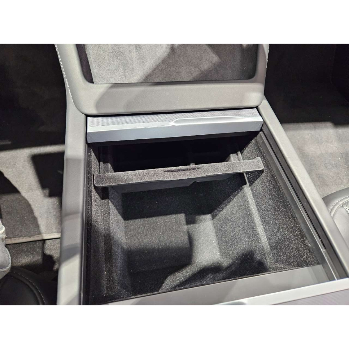 Mittelkonsolen-Organizer - Tesla Model 3 und Y