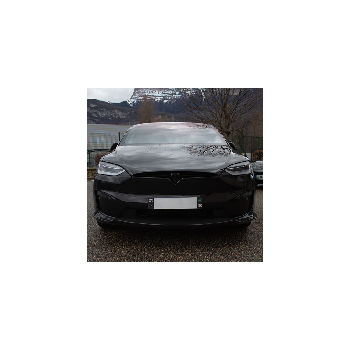 DynoTec Tesla Model X Spoiler / lamă față ElementX® pentru LR & Plaid 2022+