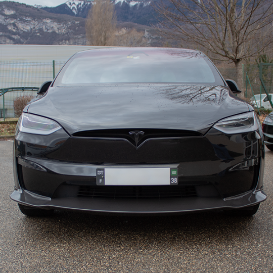 Spoileri / etulamelli DynoTec VelocityX® Tesla Model X LR & Plaid 2022+ -malleihin