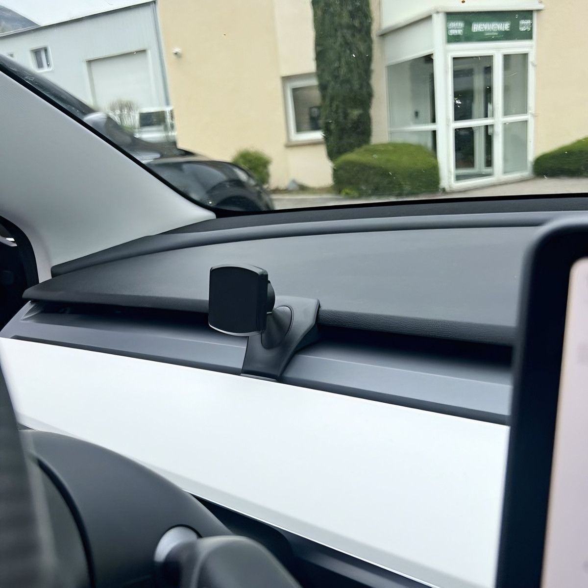Magnetische Handyhalterung für Tesla Model 3 und Tesla Model Y