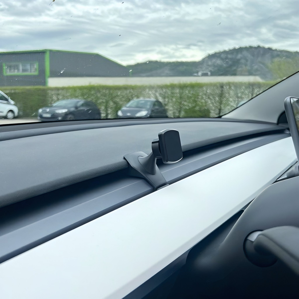 Magnetische Handyhalterung für Tesla Model 3 und Tesla Model Y