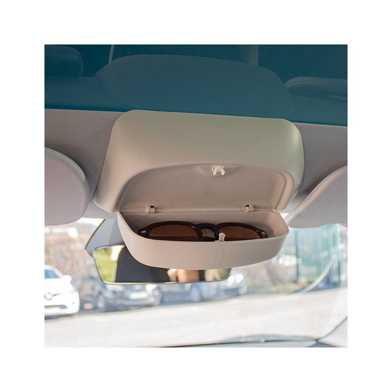 Brilleholder i taket for Tesla Model 3 og Model Y
