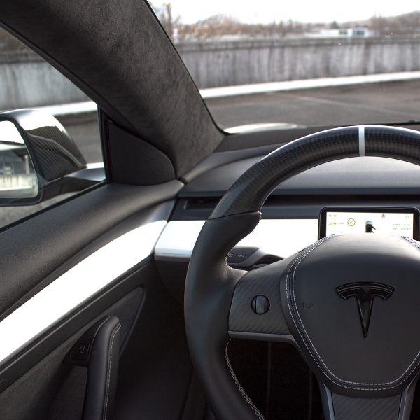 Forro do tejadilho em Alcantara® para Tesla Model 3