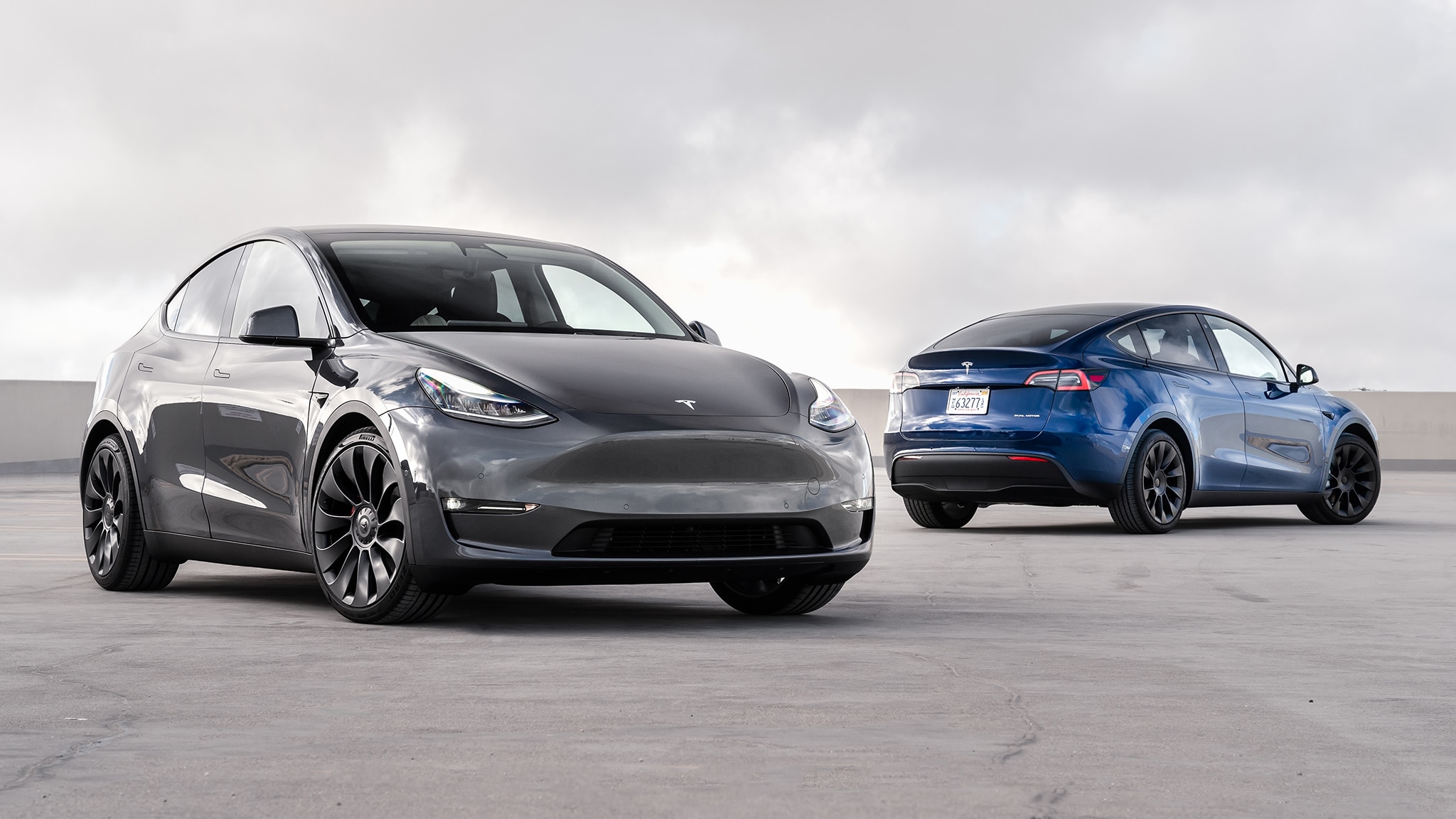 Tesla Model Y Dominates Swiss Car Market Tesla Model Y was the best-selling vehicle in Switzerland from January to October 2023, with 5,025 sales. Even with a minor decline in sales in October, the electric SUV remained ahead of competitors and had a great year overall. The Top Competitors With 4,036 sold, the Skoda Octavia claims the second spot in the rankings, just over a thousand less than the Model Y. Third place went to the Skoda Enyaq with 3,697 sales, and fourth place went to the Audi Q3 with 3,460 sales. With 2,977 units sold, the Volkswagen Polo rounds off the top 5 list, demonstrating the fierce competitiveness in the Swiss auto industry. The remaining five positions in the top 10 include Mercedes-Benz GLC (2,914), Volkswagen Tiguan (2,906), Volvo XC40 (2,802), BMW X1 (2,798), and Audi Q4 (2,719), showcasing a diverse range of car models. Challenges in the Swiss Auto Market The automobile industry has made good progress, but COVID-19's continued effects and Switzerland's negative economic conditions still pose obstacles. Although the market expanded by 18.4% in October over the previous year, it is still roughly 22% below levels seen in 2019. The Swiss auto industry is beginning to revive. Switzerland's auto market is witnessing a surge in the popularity of alternative drives. This shift is due to the consistent efforts of automakers and the increasing environmental awareness of consumers. Hybrids, Electric, and Hydrogen Vehicles on the Rise In October, more than 60 percent of newly registered passenger cars featured alternative drives. Among these, 28.2 percent were equipped with full or mild hybrid engines, 22.1 percent were electric vehicles, and 10.1 percent were plug-in hybrids. Electric Vehicle Market Expanding Since the beginning of the year, a remarkable 59,000 electric vehicles with plug-in capabilities have been registered in Switzerland. This accounts for a 29 percent market share, reflecting a significant increase from the previous year's 23.4 percent. The Tesla Model Y's impressive performance as the best-selling car in Switzerland from January to October 2023 reflects a broader trend toward electric vehicles. Switzerland's auto market is recovering, and the rise of alternative drives demonstrates a growing shift towards more sustainable transportation options.